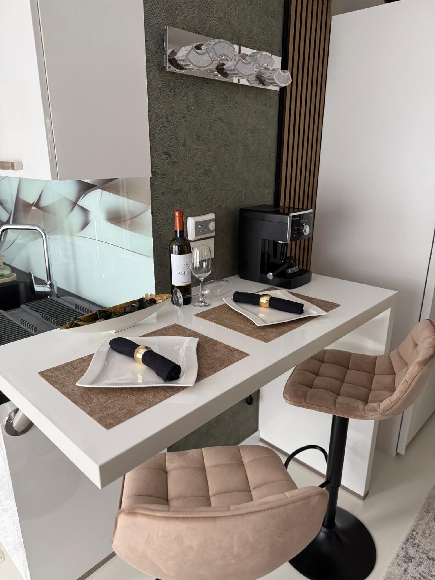 Apartmani Beril Lux Ровінь Екстер'єр фото